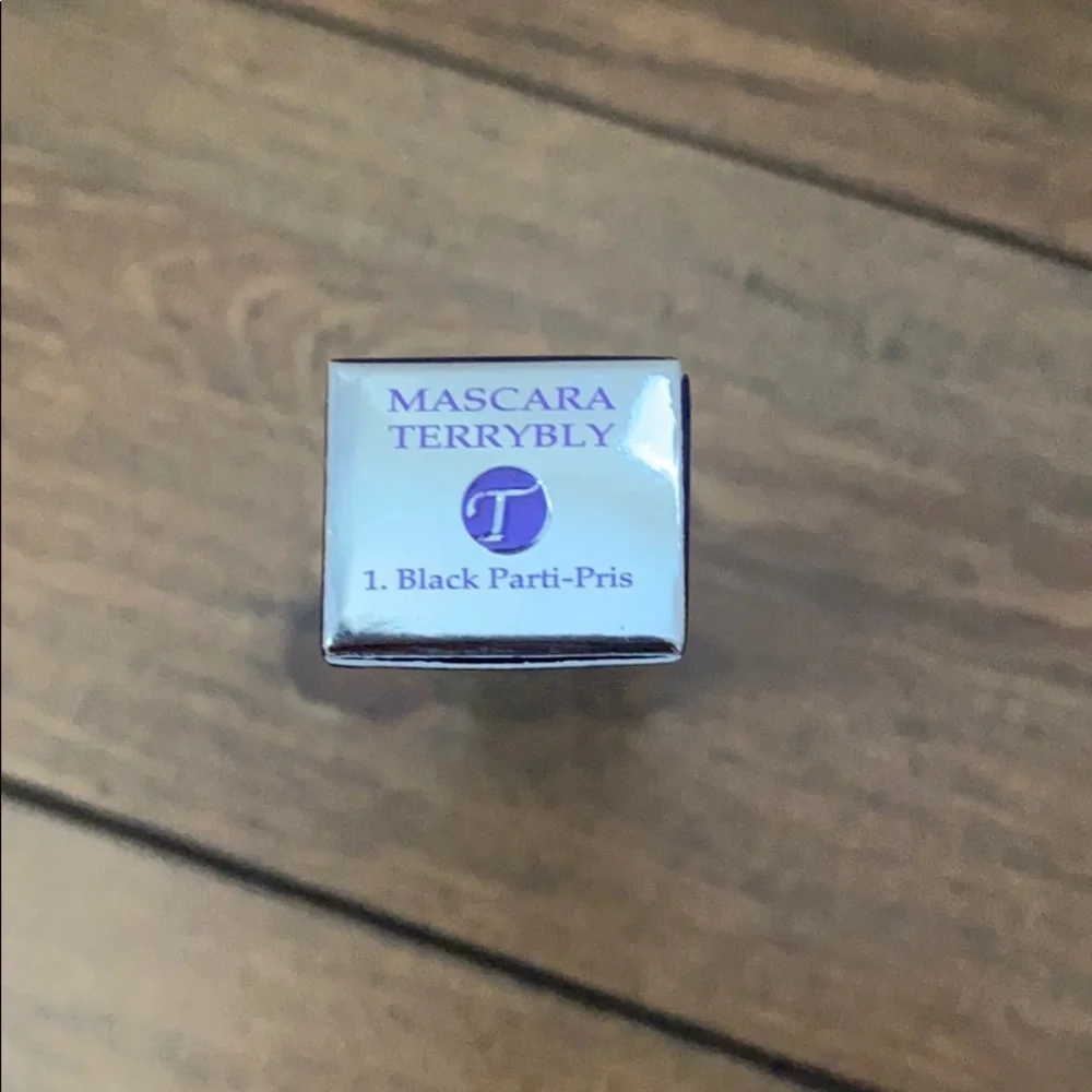 By Terry mascara terrybly black